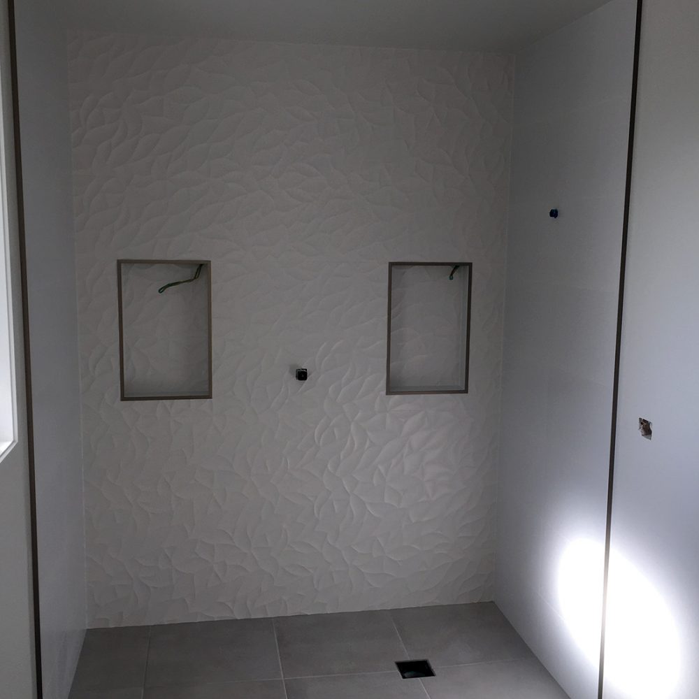 Shower boxes