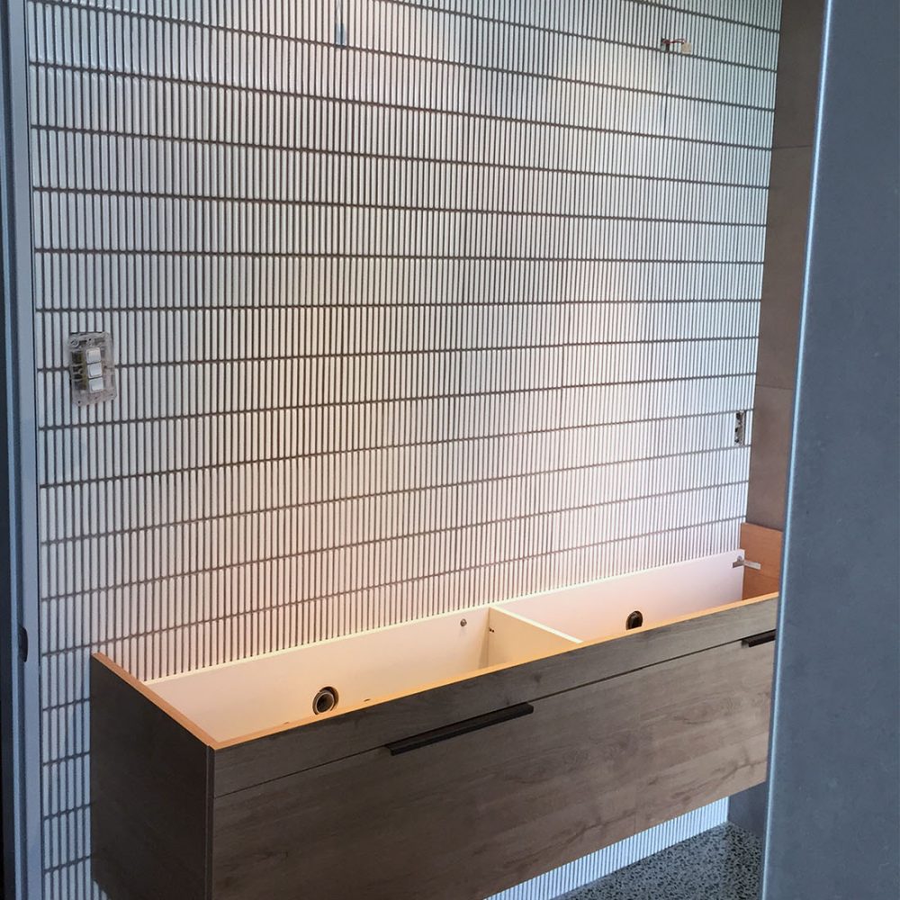 Finger tiles